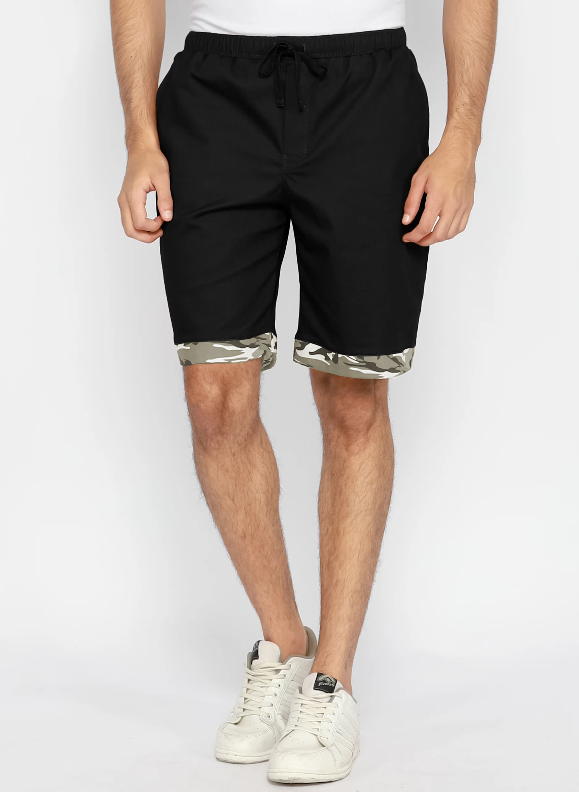 Armi Short Pants Black